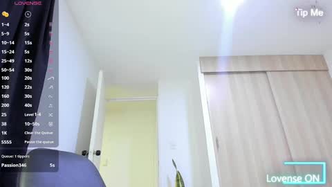 Snapshot of sebastian_dash chatting on October 2, 11:23 pm SEBAS online show from October 2, 11:23 pm