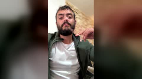 Snapshot of sebastian_ferreira chatting on January 16, 4:33 pm sebastian_ferreira online show from January 16, 4:33 pm