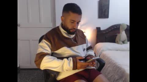 Snapshot of sebastian_ferrer111 chatting on October 28, 5:00 am Sebastian Ferrer online show from October 28, 5:00 am