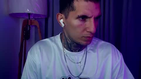 Snapshot of sebastian_muss chatting on October 21, 2:01 am Sebastian online show from October 21, 2:01 am