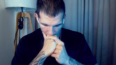 Snapshot of sebastian_muss chatting on October 26, 1:06 pm Sebastian online show from October 26, 1:06 pm