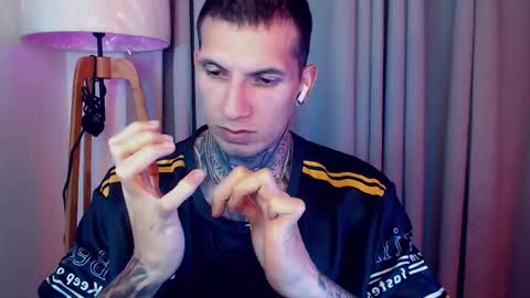 Snapshot of sebastian_muss chatting on October 28, 1:53 am Sebastian online show from October 28, 1:53 am