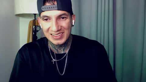 Sebastian online show from November 30, 1:04 pm