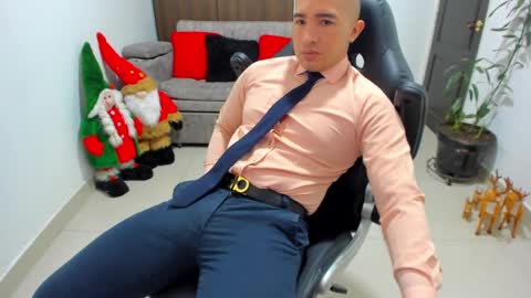 juan  sebastian online show from December 21, 2:47 pm