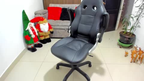 juan  sebastian online show from December 30, 6:38 pm