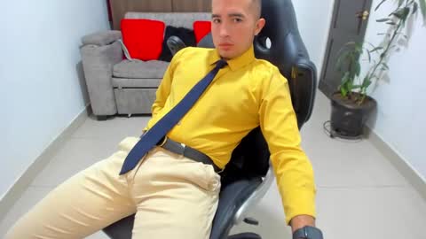 juan  sebastian online show from January 11, 4:14 pm
