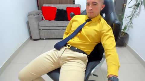 juan  sebastian online show from January 11, 7:16 pm
