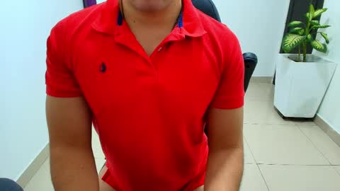juan  sebastian online show from May 6, 12:32 pm
