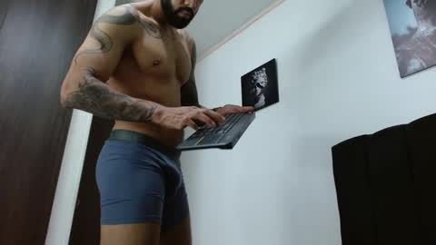 Sebastiano online show from December 13, 3:38 am