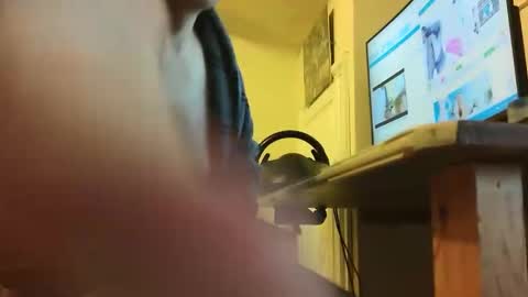 Snapshot of sebastianspalding450 chatting on November 12, 10:04 am sebastianspalding450 online show from November 12, 10:04 am