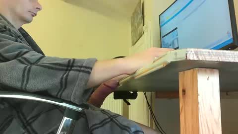 Snapshot of sebastianspalding450 chatting on December 14, 10:09 am sebastianspalding450 online show from December 14, 10:09 am