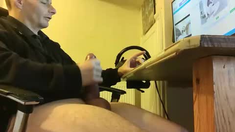 Snapshot of sebastianspalding450 chatting on January 13, 12:32 pm sebastianspalding450 online show from January 13, 12:32 pm