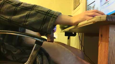 Snapshot of sebastianspalding450 chatting on February 5, 10:20 am sebastianspalding450 online show from February 5, 10:20 am