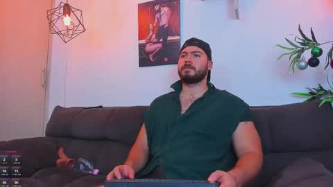 Snapshot of sebastianvilla__ chatting on February 15, 1:20 pm Instagram jeanpaulfit online show from February 15, 1:20 pm