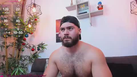 Snapshot of sebastianvilla__ chatting on April 2, 11:46 pm Instagram jeanpaulfit online show from April 2, 11:46 pm