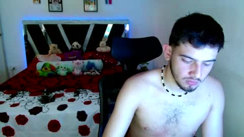 Snapshot of sebasxxl12 chatting on May 24, 10:04 pm Sebas online show from May 24, 10:04 pm