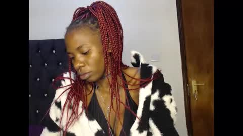 sebatrishaa online show from November 27, 6:32 pm