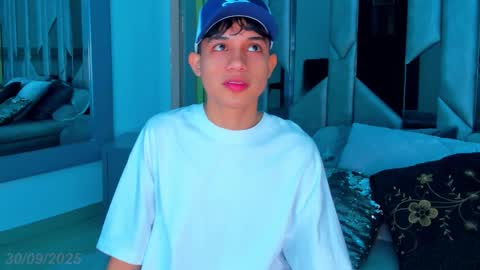 Sebastian online show from October 1, 8:04 pm