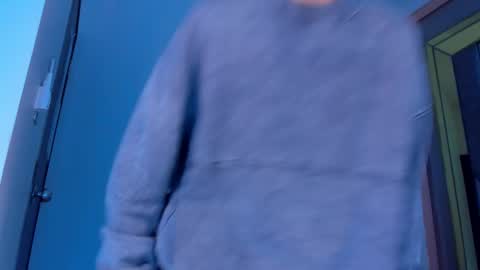 Sebastian online show from November 6, 4:02 am