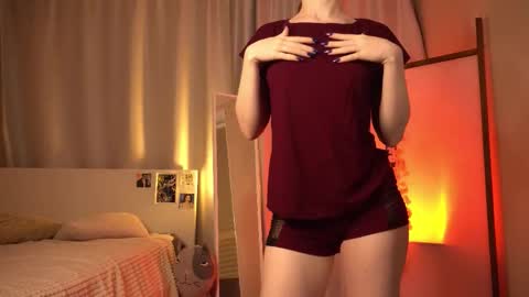 Brenda online show from March 20, 5:07 pm