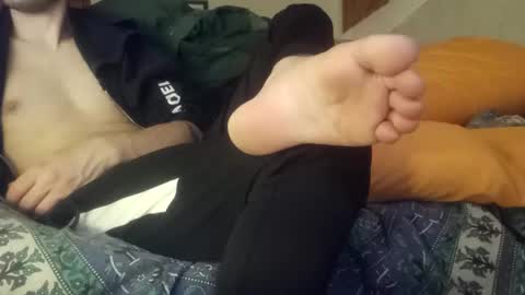 Snapshot of secretbigcock9988 chatting on December 15, 1:10 am Dirty13 online show from December 15, 1:10 am