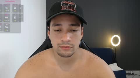 Snapshot of secretboy5000 chatting on February 1, 12:58 pm Jex online show from February 1, 12:58 pm