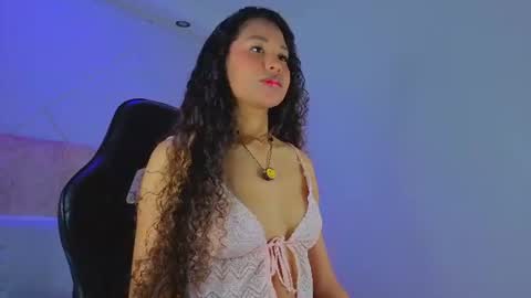 Snapshot of secretestrella chatting on July 20, 3:54 am secretestrell online show from July 20, 3:54 am