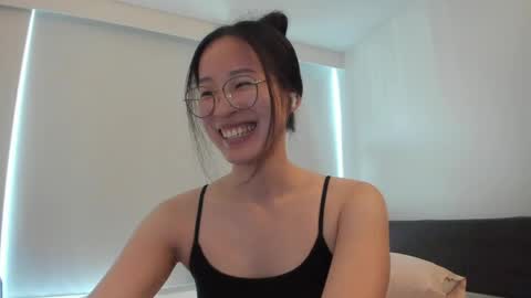 Angela online show from June 5, 11:32 pm