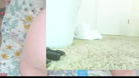Snapshot of secretlove333 chatting on May 13, 3:15 am Princess Peachie online show from May 13, 3:15 am