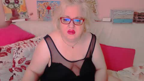 Alice online show from October 10, 7:13 pm