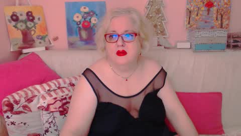 Alice online show from October 28, 9:06 pm