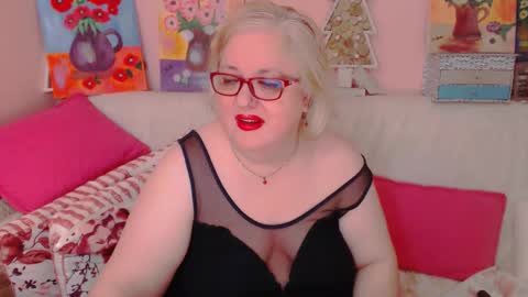 Alice online show from December 18, 8:26 pm