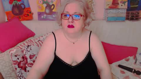 Alice online show from March 23, 7:51 pm
