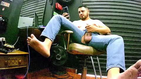 Snapshot of secrets_of_the_barber chatting on February 21, 5:09 pm the Barber online show from February 21, 5:09 pm