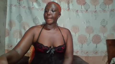 Snapshot of secretseduction2 chatting on July 5, 1:23 am Seduction online show from July 5, 1:23 am
