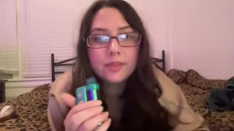 Snapshot of secretxsiren chatting on May 6, 4:19 am Aria online show from May 6, 4:19 am