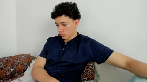 Snapshot of seder_4 chatting on June 23, 6:28 pm Sebas online show from June 23, 6:28 pm
