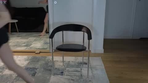 Snapshot of seduced_by_sara chatting on September 9, 7:46 pm Sara online show from September 9, 7:46 pm