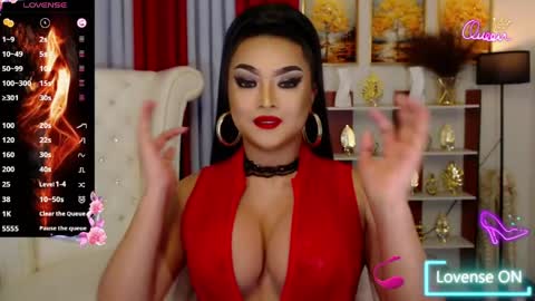 Snapshot of seducinglinda chatting on April 14, 4:18 am seducinglinda online show from April 14, 4:18 am