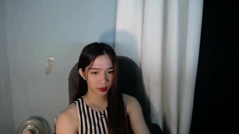 Snapshot of seductive_abia chatting on February 5, 9:04 am JUST CALL ME ABIA online show from February 5, 9:04 am