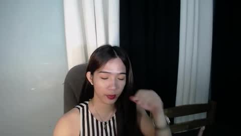 Snapshot of seductive_abia chatting on February 5, 12:06 pm JUST CALL ME ABIA online show from February 5, 12:06 pm