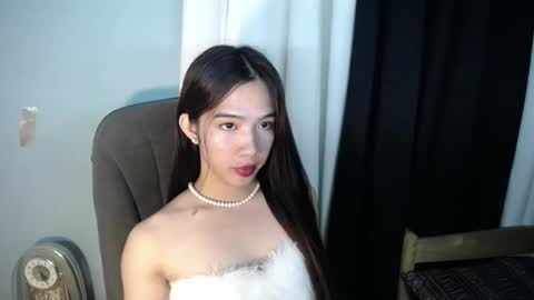 Snapshot of seductive_abia chatting on February 7, 3:23 am JUST CALL ME ABIA online show from February 7, 3:23 am