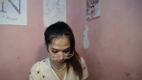 Snapshot of seductive_abia chatting on February 11, 9:53 am JUST CALL ME ABIA online show from February 11, 9:53 am