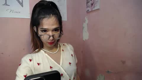 Snapshot of seductive_abia chatting on February 13, 12:00 pm JUST CALL ME ABIA online show from February 13, 12:00 pm