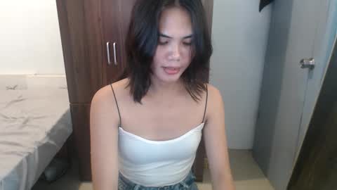 Snapshot of seductive_alison chatting on December 16, 11:59 am seductive_alison online show from December 16, 11:59 am