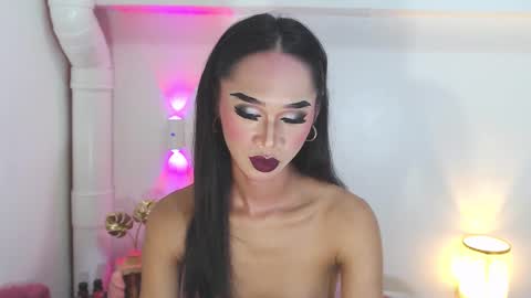 ashly online show from September 17, 12:45 am