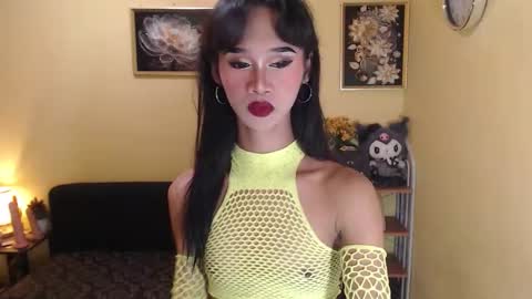 ashly online show from September 26, 11:25 am