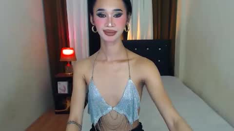 ashly online show from May 8, 2:11 pm