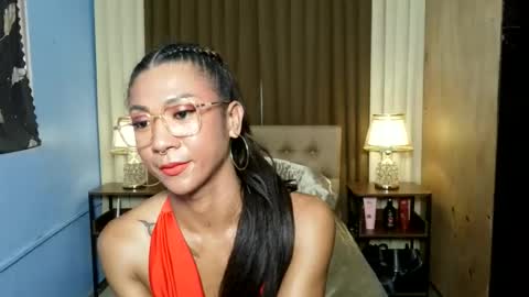 Snapshot of seductive_astrid chatting on June 18, 9:14 am seductive_astrid online show from June 18, 9:14 am