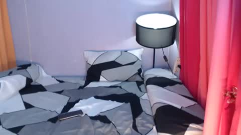 Snapshot of seductive_jhanna chatting on September 8, 6:07 pm seductive_jhanna online show from September 8, 6:07 pm